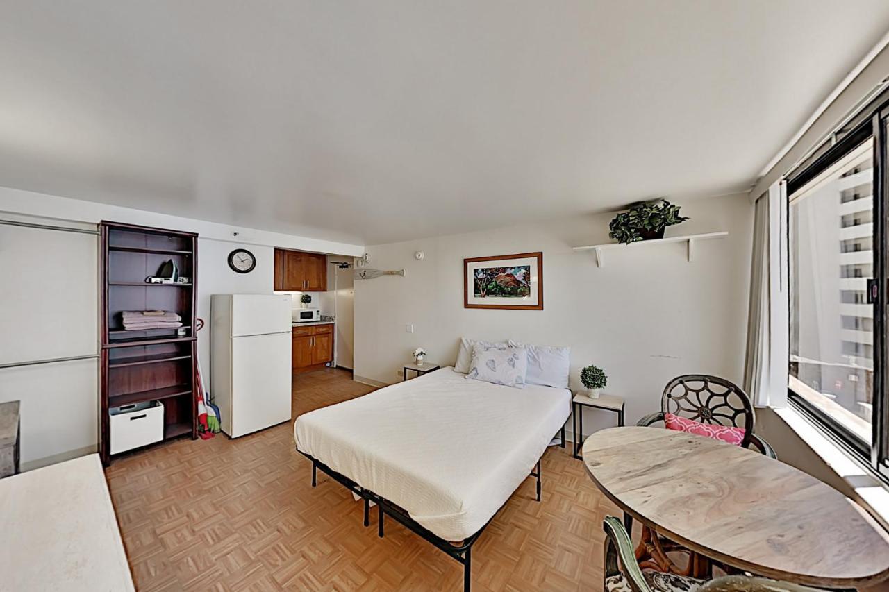 Hawaiian Monarch 801 Condo Гонолулу Экстерьер фото